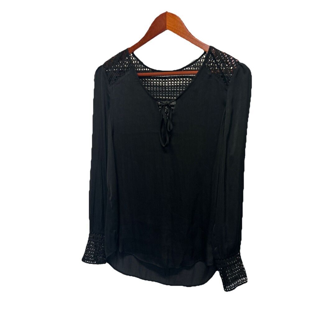 TART Black Blouse  lace Splice long sleeve Lace-Up V Neck NWT Small New Loose
